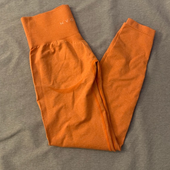 Nvgtn Burnt Orange Contour Seamless 